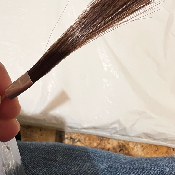 Secret Extensions - Thicker, Fuller, Longer hair in seconds. Color 06 - Picture 2 of 3